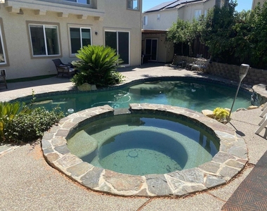 1417 Solana Dr - Photo Thumbnail 31