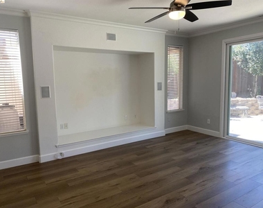 1417 Solana Dr - Photo Thumbnail 11