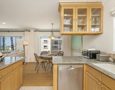 2101 Ocean Avenue - Photo Thumbnail 8