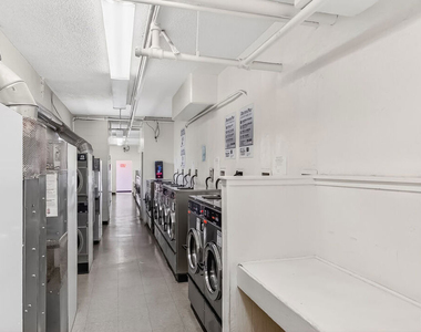 421 S La Fayette Park Place - Photo Thumbnail 10