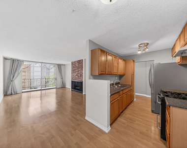 421 S La Fayette Park Place - Photo Thumbnail 3