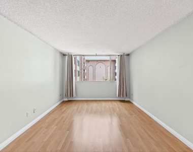 421 S La Fayette Park Place - Photo Thumbnail 5