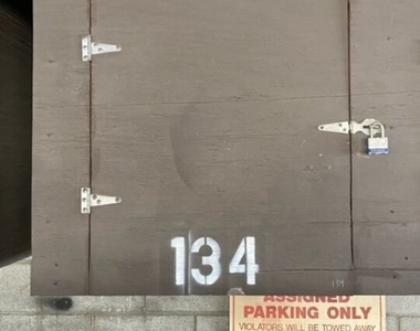 18307 Burbank Boulevard - Photo Thumbnail 23