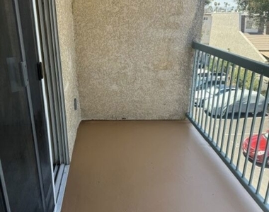 18307 Burbank Boulevard - Photo Thumbnail 18