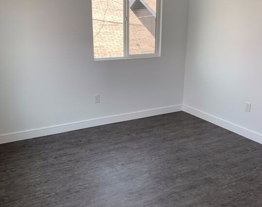 2509 Cincinnati Street - Photo Thumbnail 13