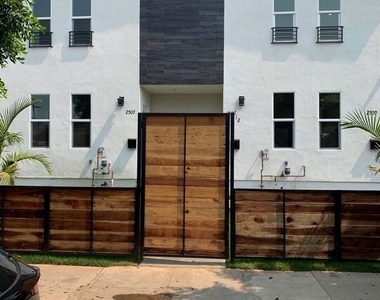 2509 Cincinnati Street - Photo Thumbnail 20