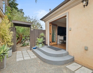 4043 Harter Avenue - Photo Thumbnail 13