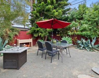 4043 Harter Avenue - Photo Thumbnail 15