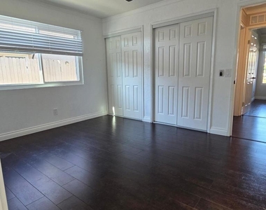 11168 Acaso Way - Photo Thumbnail 4