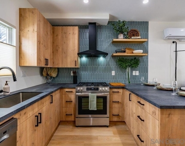 725 Pennsylvania Ave - Photo Thumbnail 2