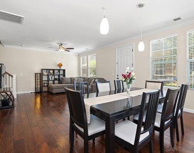 10667 Golden Willow - Photo Thumbnail 9