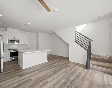 11036 Ardha Way - Photo Thumbnail 5