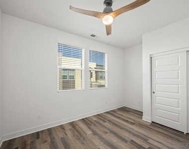 11036 Ardha Way - Photo Thumbnail 23