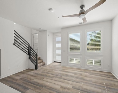 11036 Ardha Way - Photo Thumbnail 4