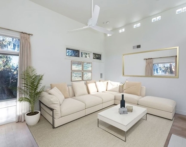 3019 3rd Street - Photo Thumbnail 8