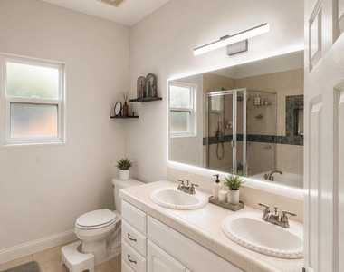11425 Blue Grass Drive - Photo Thumbnail 20