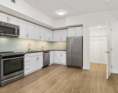 1 Henry Adams St - Photo Thumbnail 9