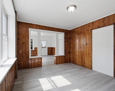 213 Overlook Place - Photo Thumbnail 8