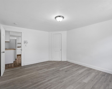 213 Overlook Place - Photo Thumbnail 16