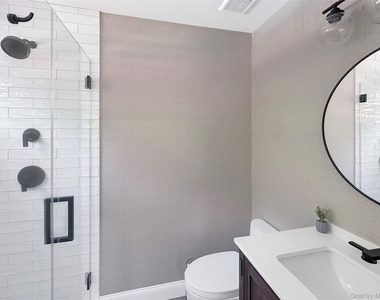 5765 Bergen Avenue - Photo Thumbnail 17