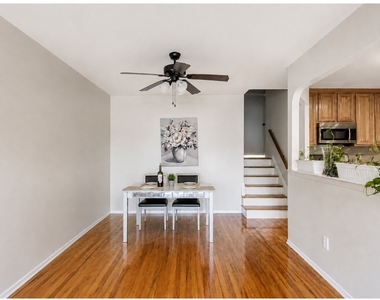 7260 Bergen Court - Photo Thumbnail 3