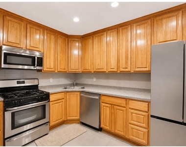 7260 Bergen Court - Photo Thumbnail 5