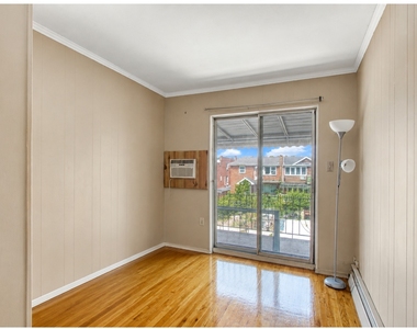 7260 Bergen Court - Photo Thumbnail 8