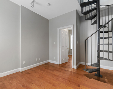 163 Chrystie Street - Photo Thumbnail 1