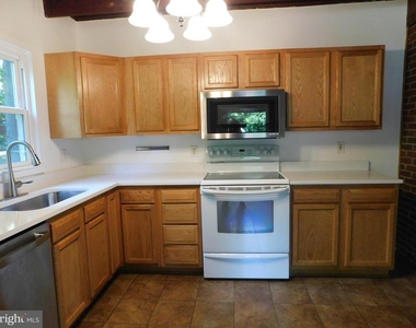229 Sunset Lane - Photo Thumbnail 21