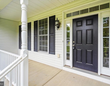 70 Ruby Glen Lane - Photo Thumbnail 2