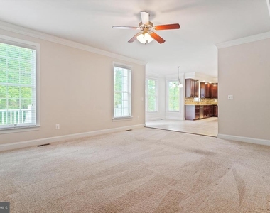 70 Ruby Glen Lane - Photo Thumbnail 16