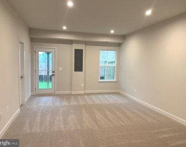 11263 Dry Spring Drive - Photo Thumbnail 45