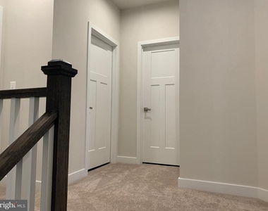 11263 Dry Spring Drive - Photo Thumbnail 17