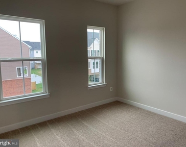 11263 Dry Spring Drive - Photo Thumbnail 28