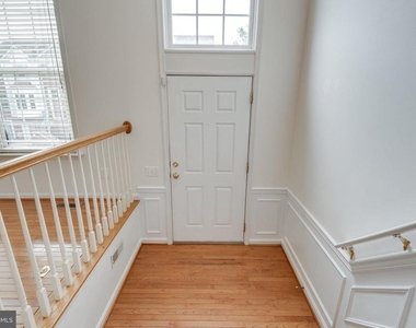 43794 Virginia Manor Terrace - Photo Thumbnail 3