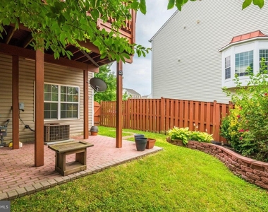 43794 Virginia Manor Terrace - Photo Thumbnail 34