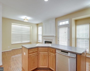 43794 Virginia Manor Terrace - Photo Thumbnail 14