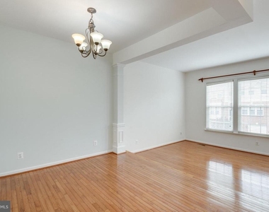 43794 Virginia Manor Terrace - Photo Thumbnail 7