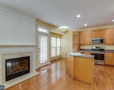 43794 Virginia Manor Terrace - Photo Thumbnail 10