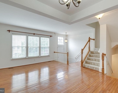 43794 Virginia Manor Terrace - Photo Thumbnail 8