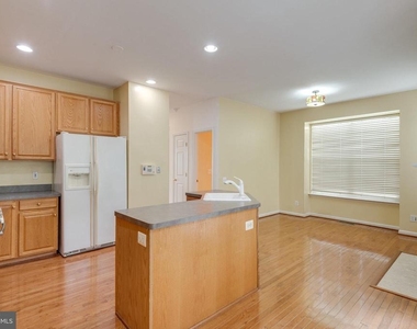 43794 Virginia Manor Terrace - Photo Thumbnail 12