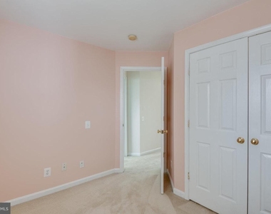 43794 Virginia Manor Terrace - Photo Thumbnail 16