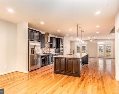 43375 Whitehead Terrace - Photo Thumbnail 11