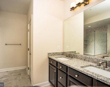 43375 Whitehead Terrace - Photo Thumbnail 19