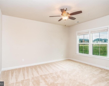 43375 Whitehead Terrace - Photo Thumbnail 3