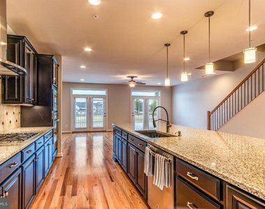 43375 Whitehead Terrace - Photo Thumbnail 10