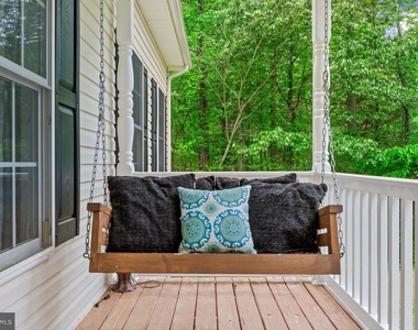 7386 Monroe Drive - Photo Thumbnail 8