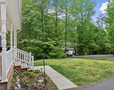 7386 Monroe Drive - Photo Thumbnail 7