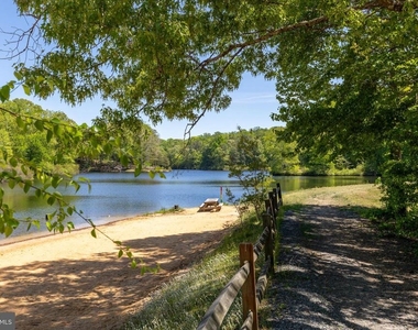 7386 Monroe Drive - Photo Thumbnail 42
