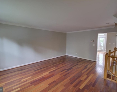 13826 Wakley Court - Photo Thumbnail 5